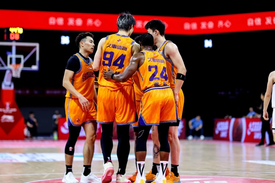 体育视频直播-冲刺阶段上海久事调整名单以备CBA常规赛新疆广汇回应争议备战德甲，连对手都承认：转会期亚特兰大备战欧联的简单介绍